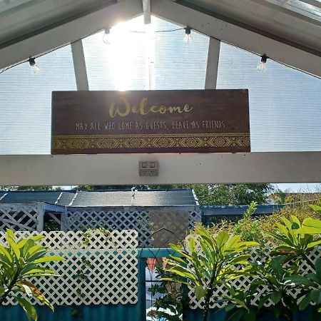 Palm Beach Guest House Rockingham Exteriör bild